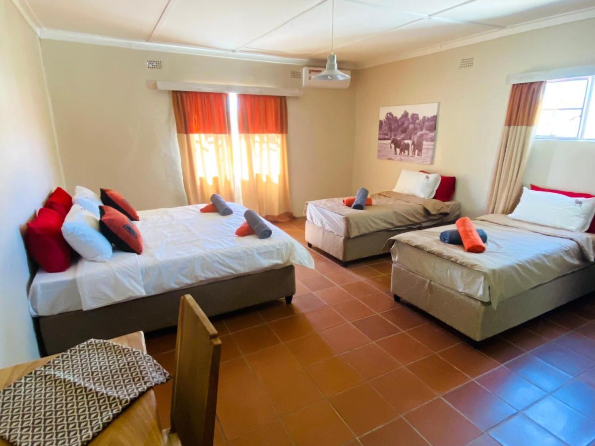 Villa Otjisazu Guest Farm à Khorusepa Extérieur photo